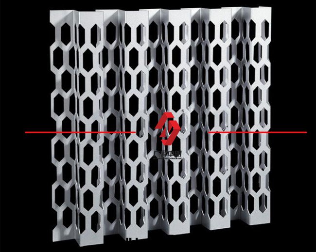 长城(chéng)鋁(lǚ)單闆