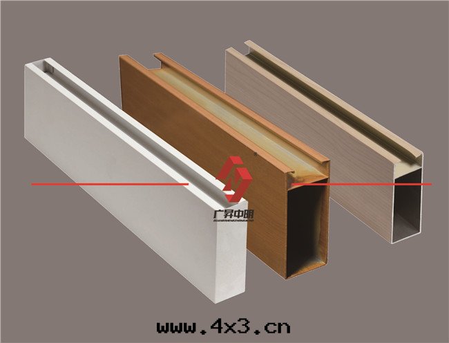 型材鋁(lǚ)方(fāng)通(tòng)吊頂
